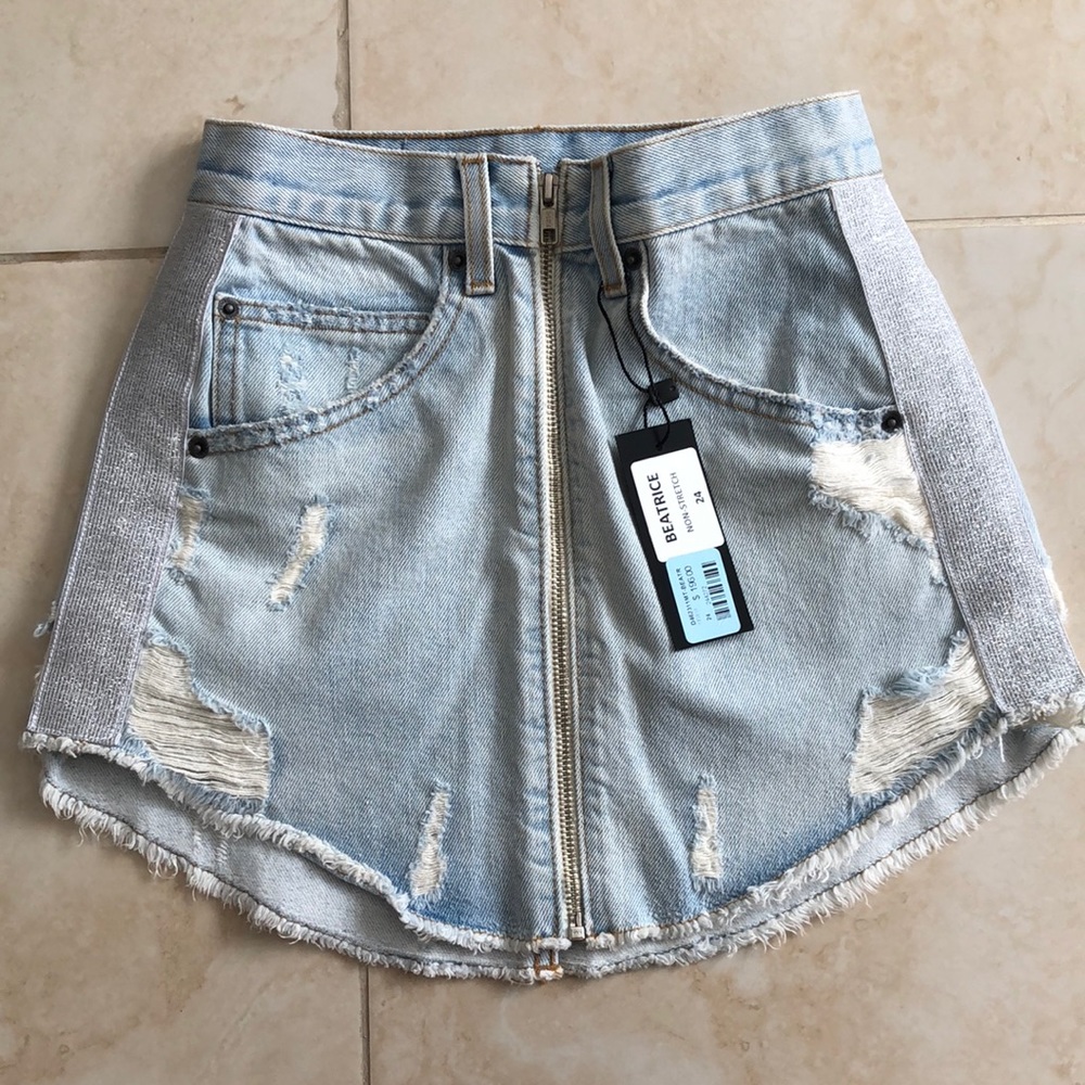 CARMAR DENIM SKIRT W/GLITTER STRIP ON THE SIDE NWT